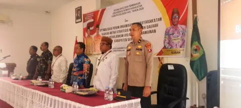 SOSIALISASI DAN PEMBINAAN ORMAS